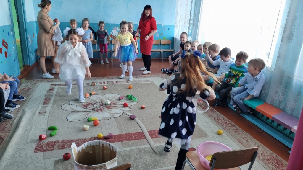 8 марта 9