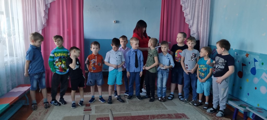 8 марта 10