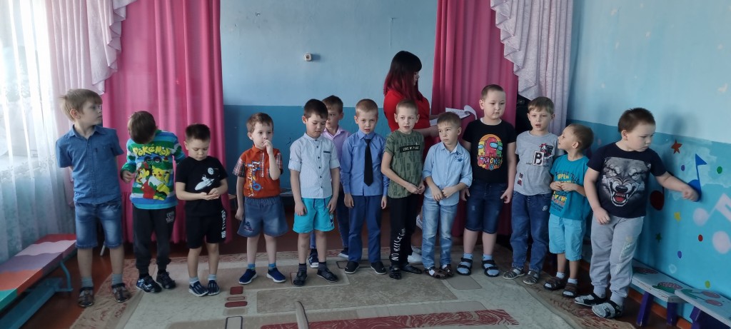 8 марта 13