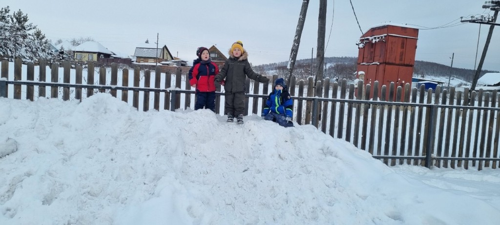 Консультация для родителей: "Польза прогулок в зимнее время года" 4