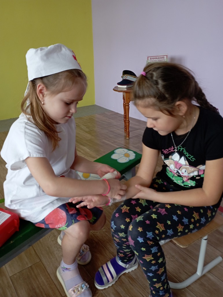 День пожарной безопасности в группе Непоседы! 4