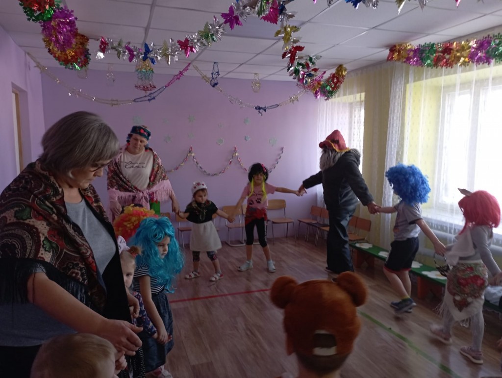 Коляда!Коляда! Отворяй ворота! 2