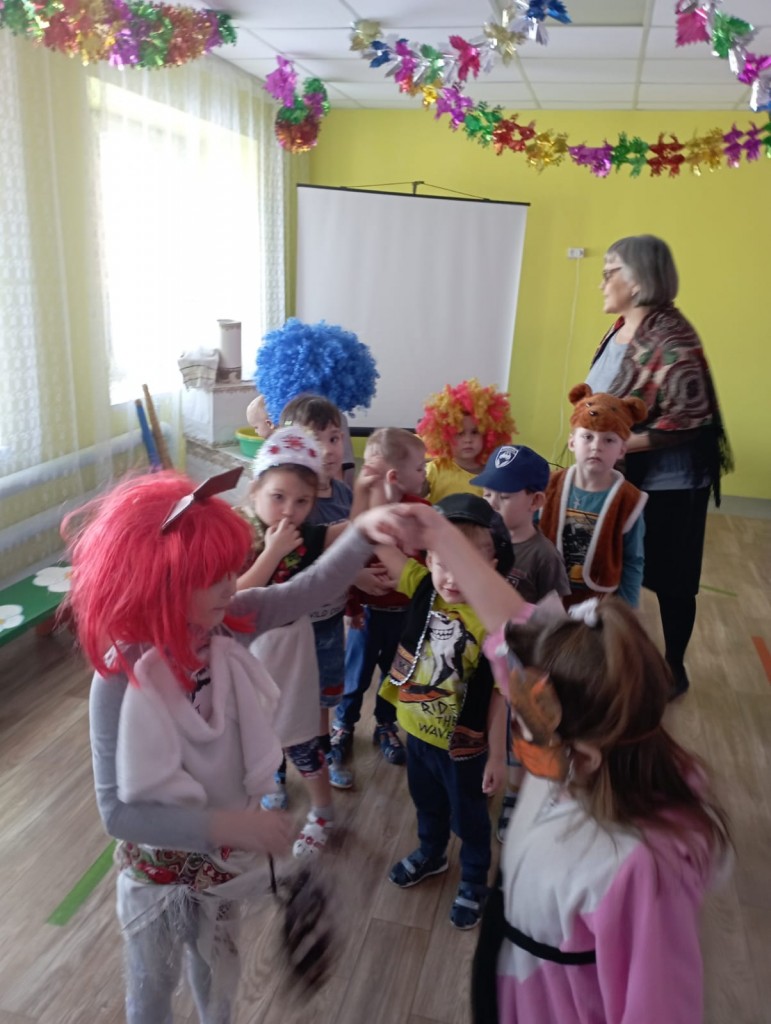 Коляда!Коляда! Отворяй ворота! 3