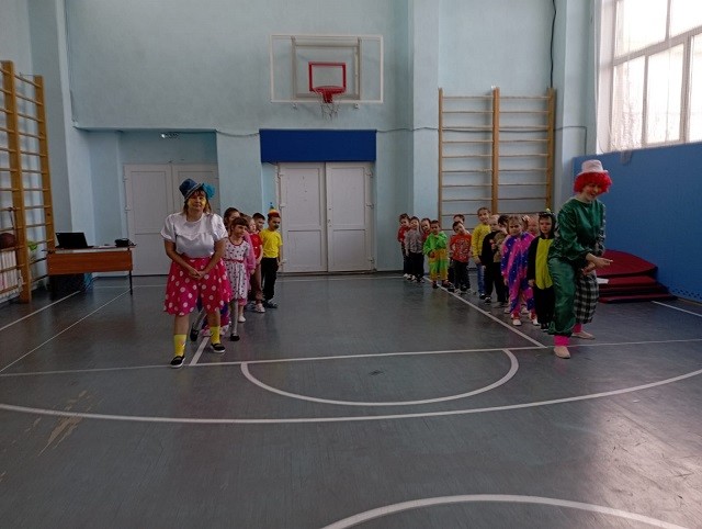 &laquo;1 Апреля &mdash; День шуток, смеха и веселья!&raquo; 2