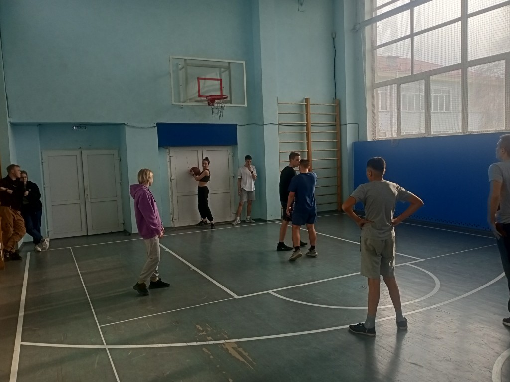 Школьные Спортивно-массовые соревнования по стритболу. 39