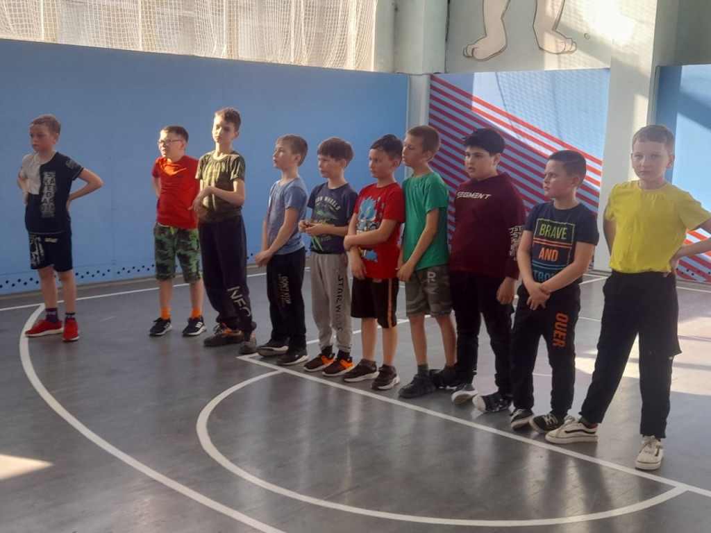 Школьные Спортивно-массовые соревнования по подвижной игре &laquo;Перестрелка&raquo; и &laquo;Веселые старты&raquo; 21