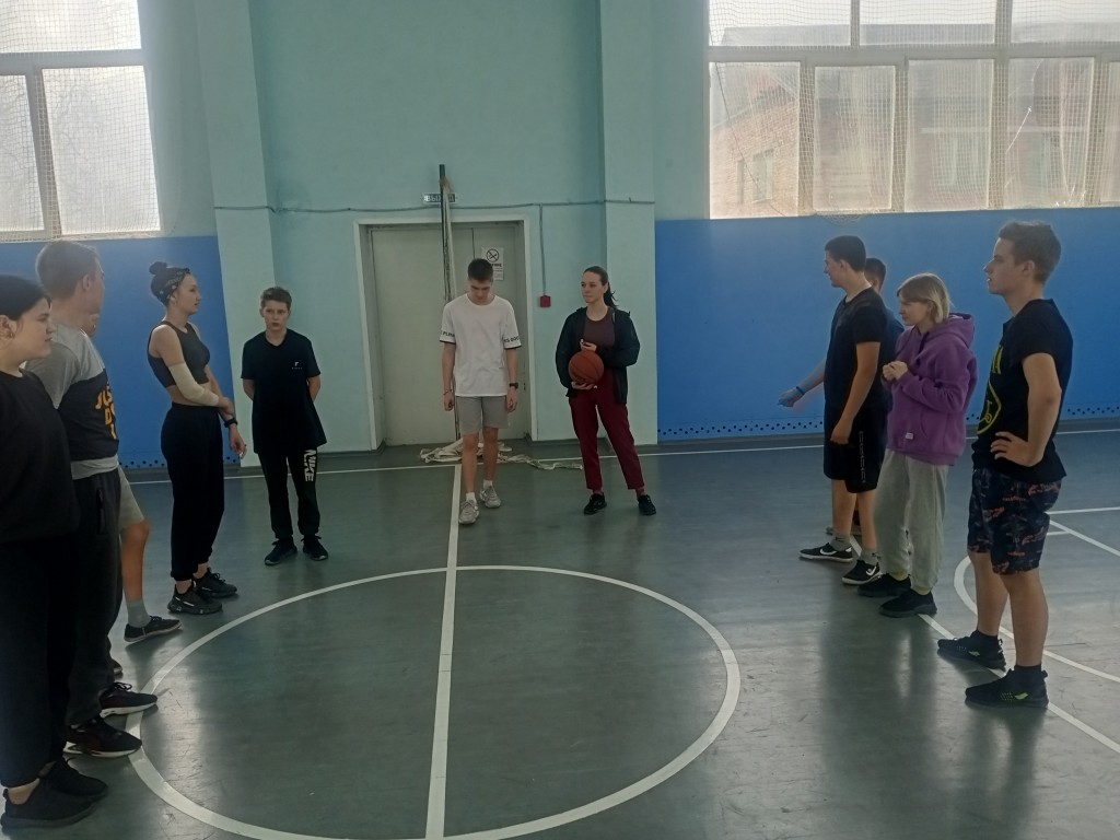 Школьные Спортивно-массовые соревнования по стритболу. 22